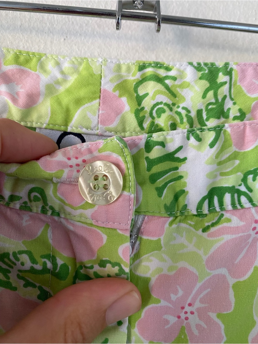 Lilly Pulitzer  vintage tiger Pink & Green Floral Capris summer cotton - Picture 4 of 6